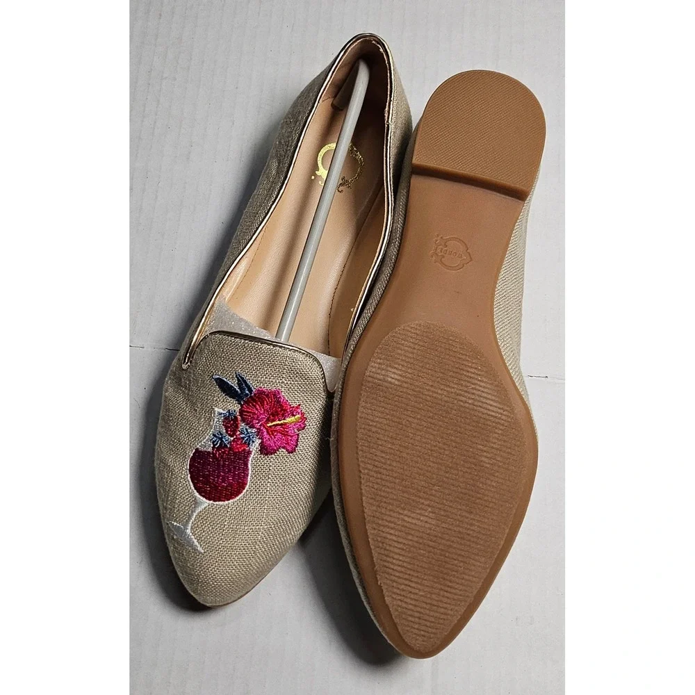 C. Wonder Carolina Khaki Cocktail Embroidered Loafers Flats A291213 Womens 6.5 W